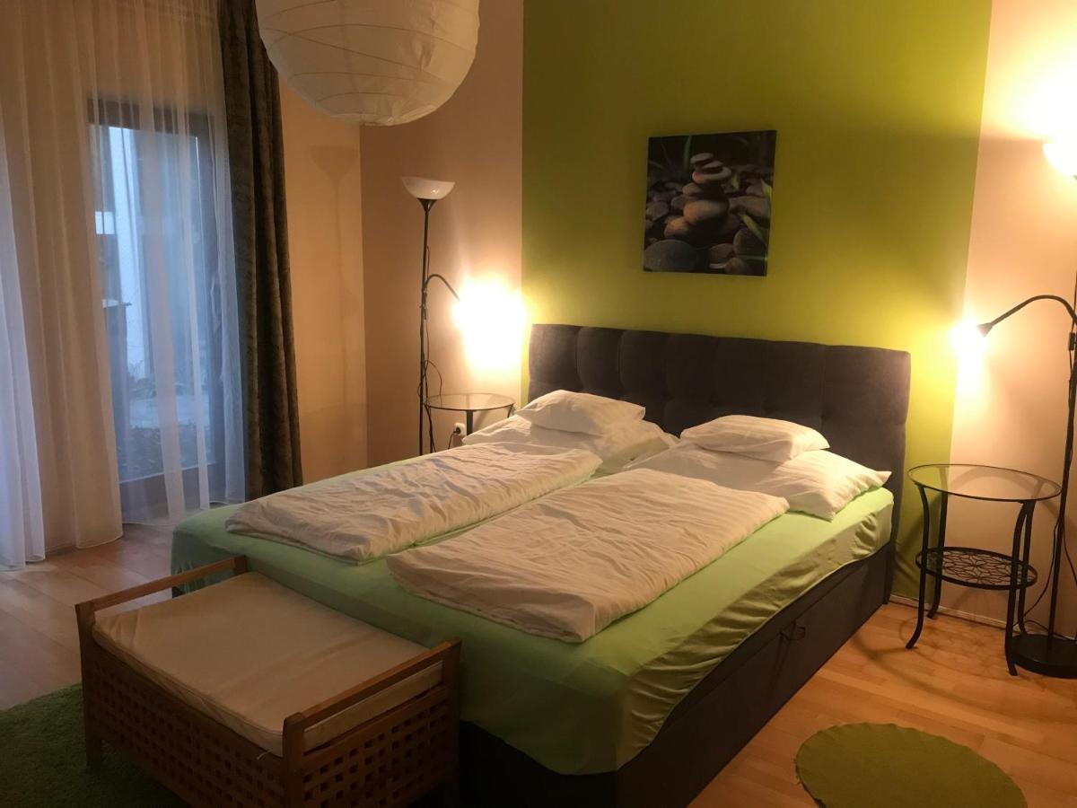 Feng Shui Wellness Apartmanhaz ヘーヴィーズ エクステリア 写真