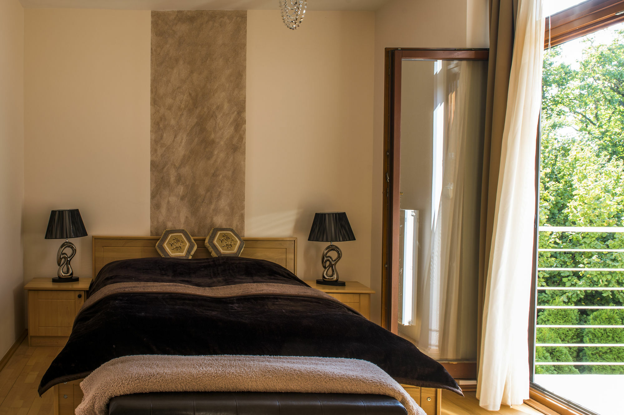 Feng Shui Wellness Apartmanhaz ヘーヴィーズ エクステリア 写真